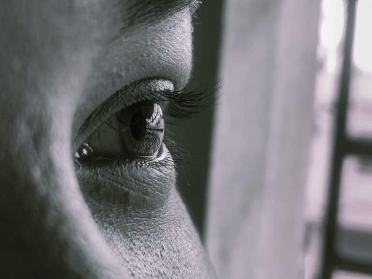 Close-up of eye reflecting overthinking and anxiety, representing EMDR therapy for anxiety relief
